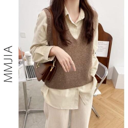 2021 Spring Autumn V-neck Knitted Vest Coat Loose Womens Versatile Top Girls Wear College Leisure Outside Student Coffee
