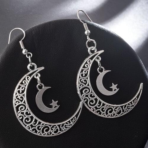 Hollow Hollow Earrings Crescent Shape Pendant Personality Fashion Exaggerated Double Crescent Star Earrings Wholesale