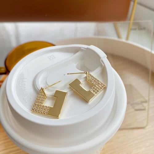 Korean new design fashion jewelry copper inlaid zircon gold square earrings elegant atmosphere women earrings