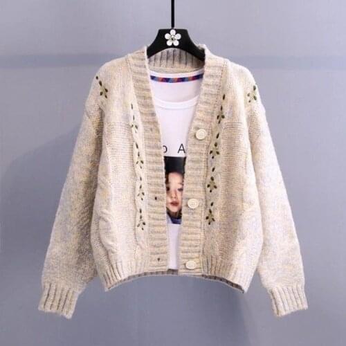Sweater embroidery jacket women 2021 autumn and winter new fashion western style long-sleeved v-neck knitted casual top