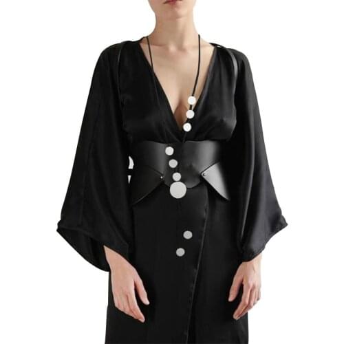 Boho Long Necklace Rubber Neckl ace Black Everyday Jewelry for Women Cool Popular Art Round Pendant collar Charms Sexy Brooch A