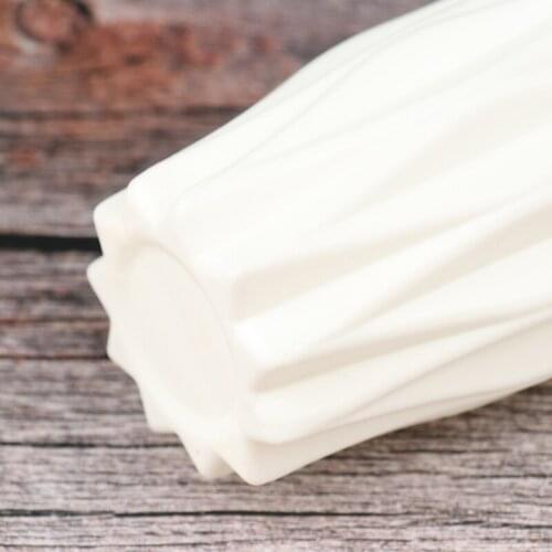 Flower Vase Decoration Home Plastic Vase White Imitation Ceramic Flower Pot