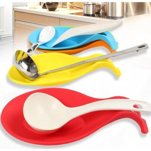 Silicone Insulation Spoon Rest Heat Resistant Drink Glass Coaster Tray Spoons Pad Eat Mat Pot Holder Kitchen Accessories 5z