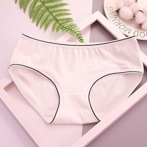 Cotton Womens Underwear Comfortable Seamless Underpants Embroidery Badge Panties Solid Lingerie Mid Waist Girls Briefs 2020 New