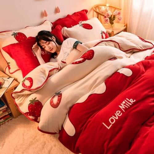 Short Plush 4pcs Bedding Set Thicken Coral Fleece Duvet Cover Bed Skirt Pillowcase King Queen Cute Printing Flannel Bedding Set