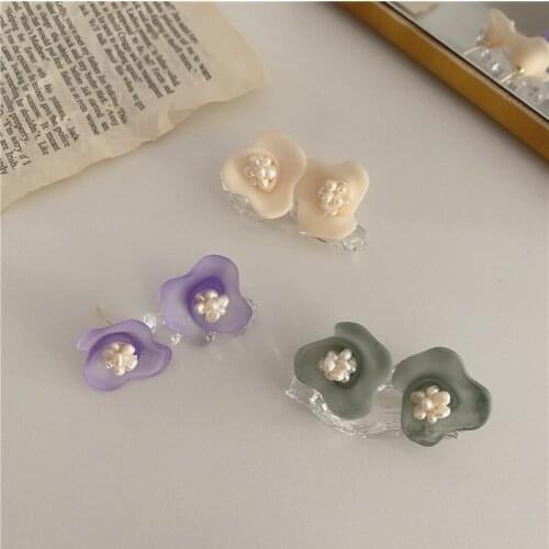 Retro Sweet Multicolor Resin Flower Earrings 2020 Clear Arcylic Irregular Floral Faux Pearl Big Drop Earrings for Women Jewelry