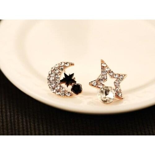 CNANIYA Stud Earrings