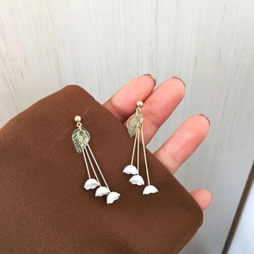 Cute Lovely White Flowers Tassel Earrings For Women Simple Sweet Bell Orchid Ear Jewelry Accessoreis Classic