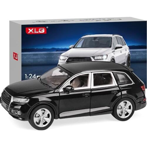 TAKARA TOMY 1:24 Model Car Boy Sound Light Toy Car Six Door Car Childrens Toy Gift Collection Audi Q7