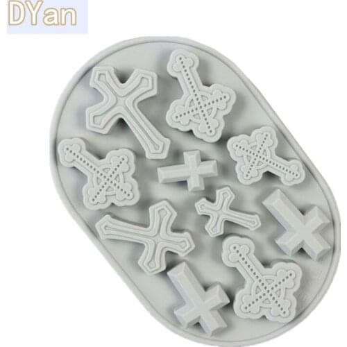 Retro Cross Baking Epoxy Mold With Hole Pendant Fondant Ice Cube Mold