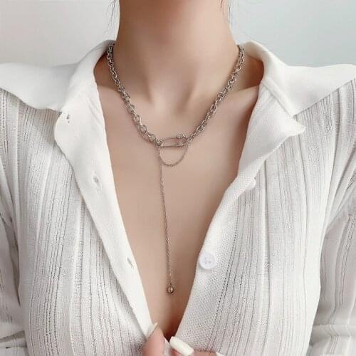 Origin Summer Unique Design Rhinestone Paper Clip Pendant Necklace for Women Textured Round Beads Chunky Chain Necklace Jewelry