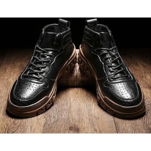 2020 new mens boots spring and autumn casual shoes autumn and winter retro tooling boots platform waterproof non-slip design