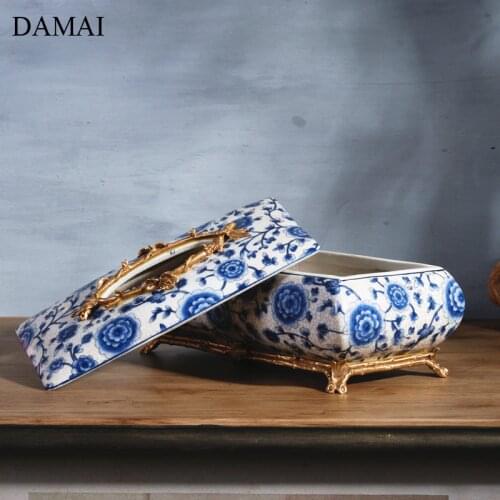 Painted Ceramic Tissue Boxes with Lid Blue and White Porcelain Napkin Holder Classical Decorative Paper Storage Box Home Decor