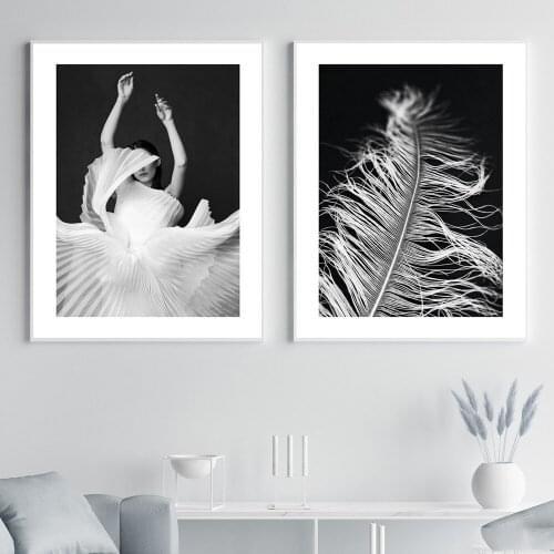 Fashion Wall Art Black White Sexy Woman Amadeus Print Poster Canvas Art Beauty Feather Wall Picture Painting Modern Home Decor