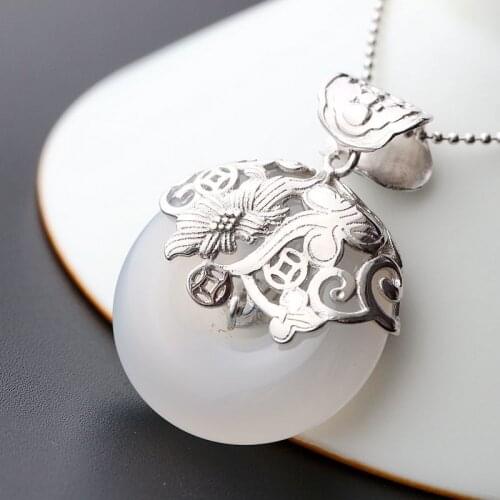 Wholesale Retro Thai Silver Handmade Natural White Chalcedony S925 Sterling Silver Buckle Silver Pendant Fashion Men And Women