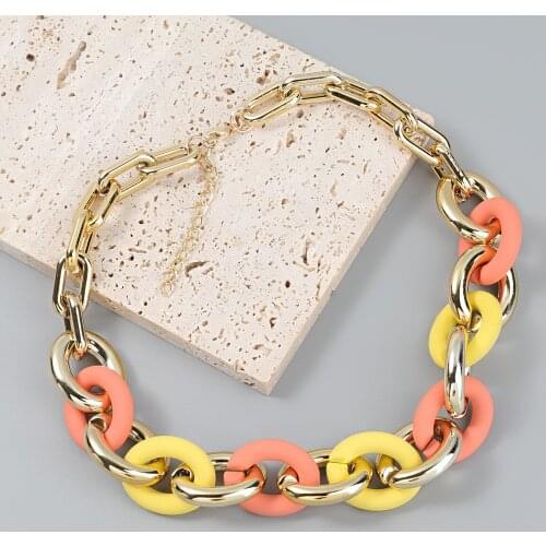2021 New Casual Gold Color Plating Acrylic Antique Metallic Linked Long Necklace For Women Office Modern Sweater Decorate