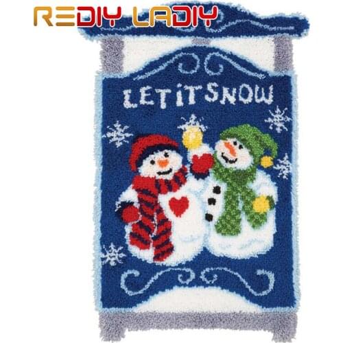 Latch Hook Rug Crocheting Cushion Mat Let it Snow Tapestry Kits Acrylic Yarn Pre-Printed Canvas DIY Carpet Rug Arts & Crafts