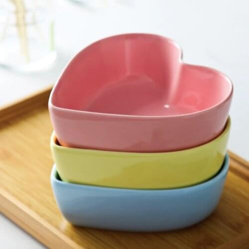 Nordic Ceramic Salad Plate Candy Color Breakfast Cereal Fruit Bowl Dessert Soup Noodles Nut Heart Shape Bowl Tableware