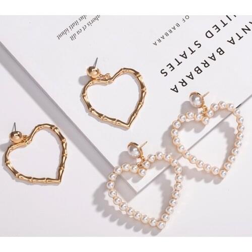 2020 New vintage love heart earrings hollowed out row pearl Stud Earring for Girl