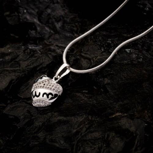 Valentine Hollow Heart Pendant Necklace Women Metal Geometric Pendants Charming New Neck Decoration Bijoux Wholesale