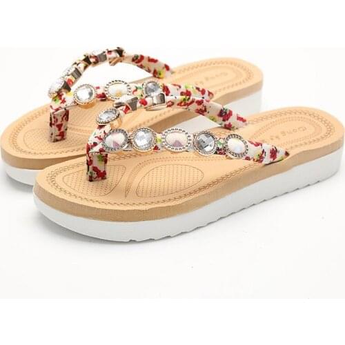 2019 new summer womens slippers fashion bordered rhinestone woman flip flops PU women shoes girl slippers
