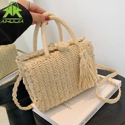 Fashion Tassel Straw Women Handbag 2021 Summer New Bohemia Sandy Beach Travel Shoulder Bags Handmade Woven Rattan Messenger Bag