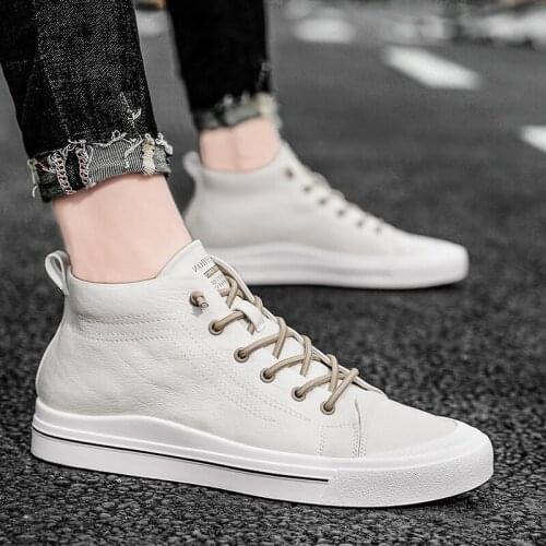 Men Causal Shoes for Spring Summer High Top Lace-up Sneakers Stylish Black White Male Footwear Soft Leather Anti-skid Design