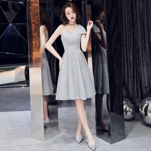 Special Occasion Dresses Vintage V-Neck Sleeveless Luxury Silver Gray A-Line Backless Sashes Pleat Satin Women Prom Gown E963