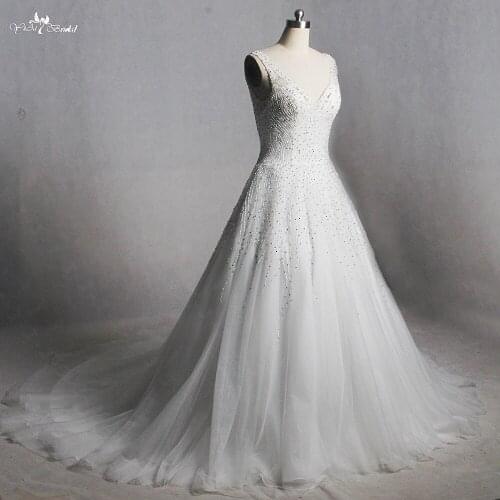RSW1358 Real Pictures Yiaibridal Princess Sleeveless V Neckline Luxury Wedding Dress Crystal Beaded Wedding Dress