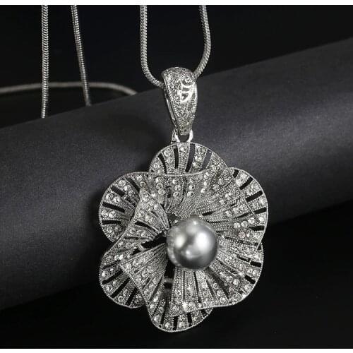 Vintage Flower Long Pendant Necklace Women New Fashion Jewelry Wholesale Sweater Necklaces Christmas Gifts