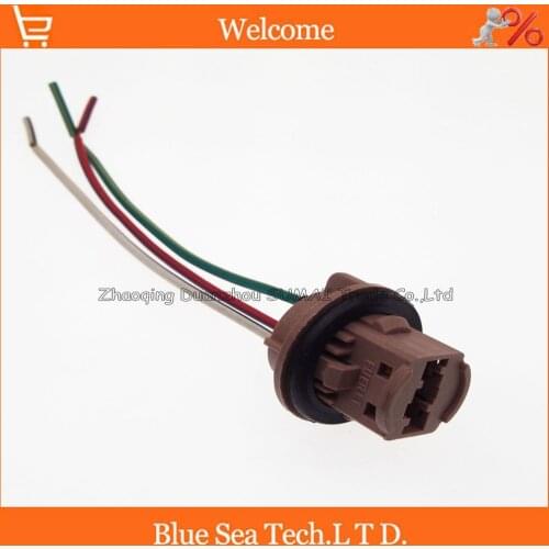 5 PCS 3 Pin Auto lamp connector,Auto lamp holder, T20 lamp plug,brake light / turn lampholder for Toyota,Mazda,Honda etc