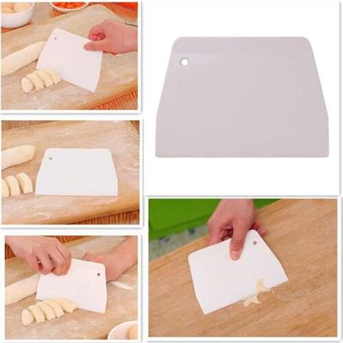 2 Pcs/Set Dough Scrapers Cream Cake Plastic Spatula Baking Scraper Trapezoid Multifunction Kitchen Scrapers Baking Pastry Tools