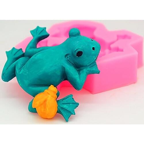 Frog chocolate mold cake decoration mold car air outlet sandwich mold silicone mold P887