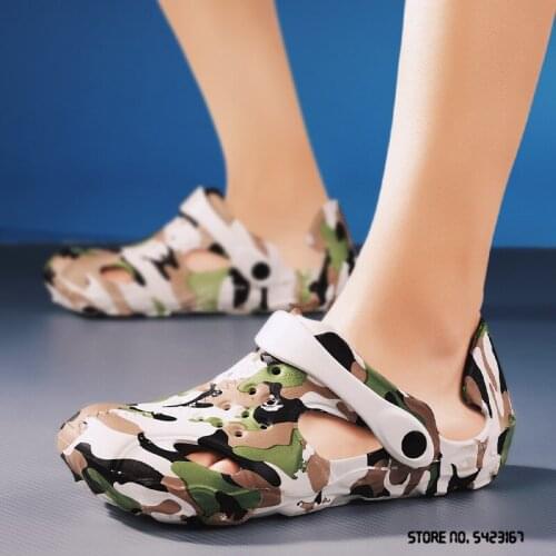 NEW Garden EVA Crocse Sandals Hole Shoes Home Slippers Summer Men Beach Flat Camouflage Hollow Out Buckle Footwear