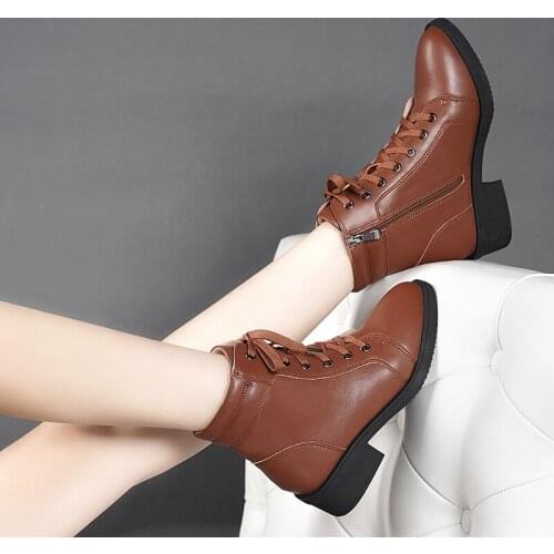 Women Boots 2019 New Winter Leather Boots Martin Whom With British Wind Thick With Locomotive Female Short Boots