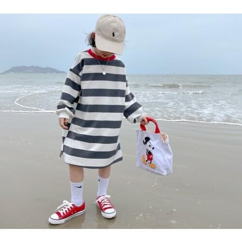 2021 autumn girls' Korean long loose stripe long sleeve T-shirt middle big childrens top bottom shirt