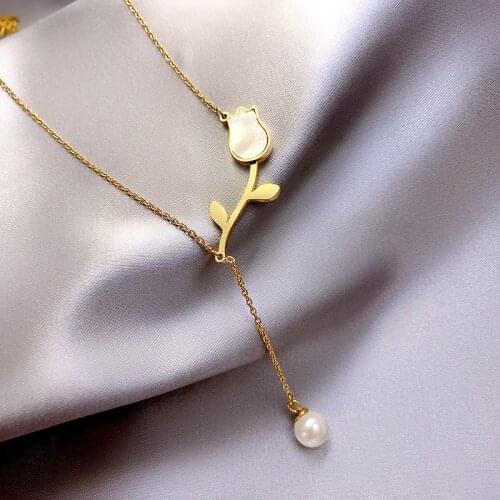 Luxury Elegant White Shell Tulips Pearl Pendant Women Necklaces Female Exquisite No Fade Stainless Steel Jewelry Party Gift