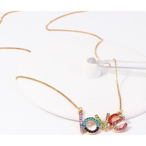 Wedding Luxury Crystal Letter Choker Necklace for Women Rhinestone Letter LOVE Pendant Necklace Collar Clavicle Chain Jewelry