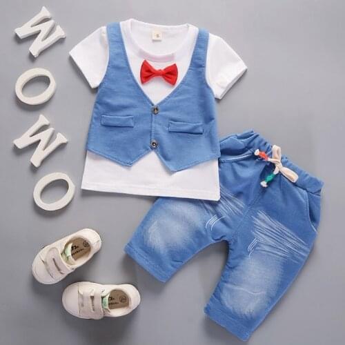 Childrens 2019 Summer new childrens clothing male baby short sleeve + shorts fake vest two piece set leisure set tide