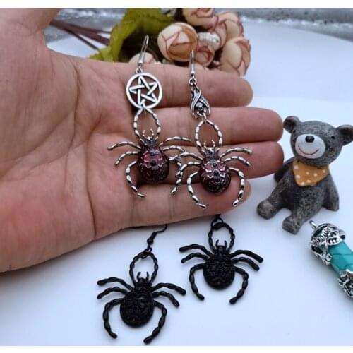 Vintage Halloween Punk Jewelry Earrings Funny Bat Five-star Red Dripping Spider Drop Earrings For Women Decoration Accessories