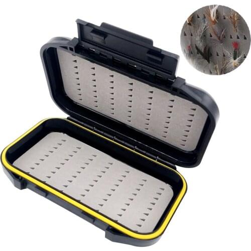 1Pcs Portable plastic Fishing Lure Case Waterproof Fly Fishing Lure Bait Trout Flies Storage Box Case Container