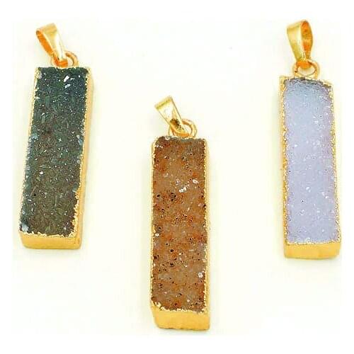 Natural Onyx Geode Cluster Bar Pendant Of Gold Cladding Approx 40*10 mm