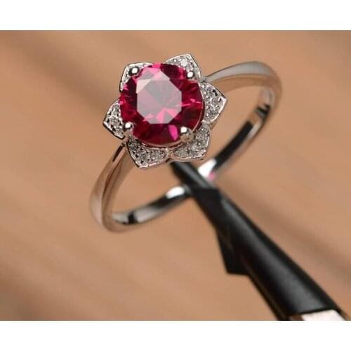 Hot Sale Silver Color Flower-shape Rings For Woman Oval Red Gemstone Zircon Silver Color Jewelry Anniversary Female Party Gift