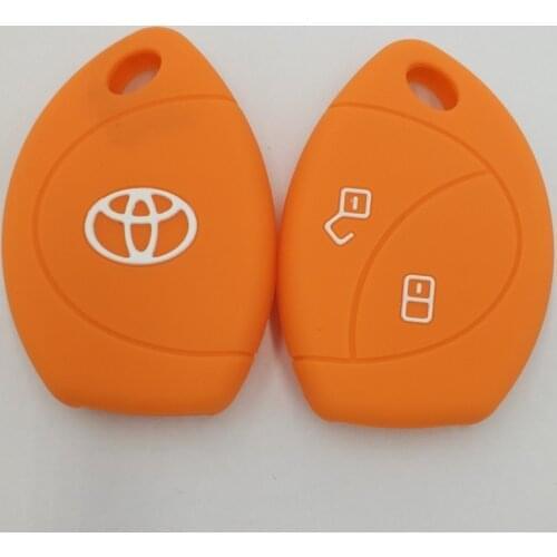 4PC silicone Rubber Car Key Cover Case Bag Holder Shell for Toyota Camry RAV4 Avalon auris 2 Buttons Smart Car key