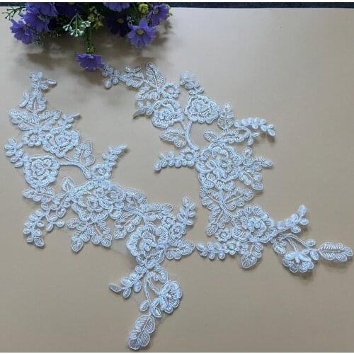 1Pair Beautiful Hot Sell Bleaching Black Off White Fabric Flower Venise Sewing Lace Applique DIY Craft T67