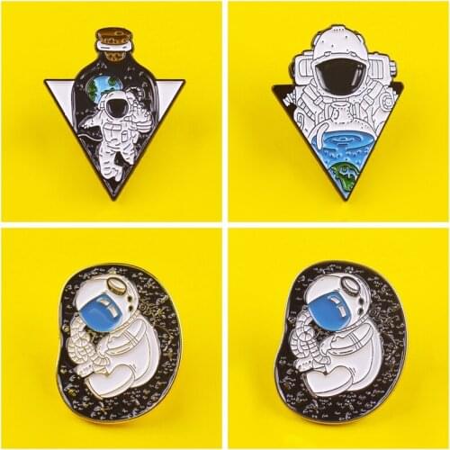 Space Travel Brooch Enamel Pin Astronauts Edition Brooches Bag Clothes Lapel Pin Cosmic Space Badge for kids Cloth Jewelry Gift