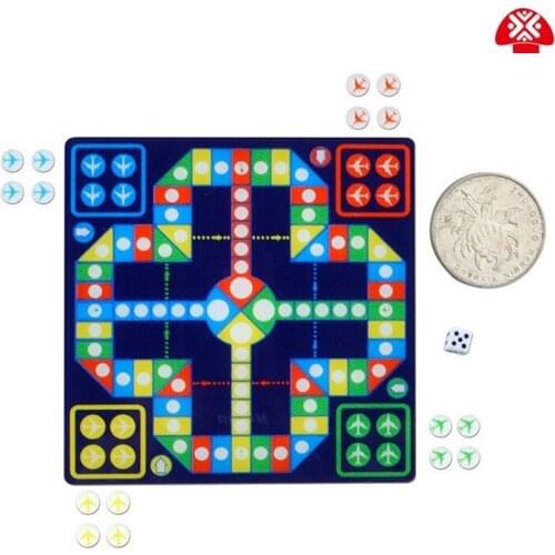 1:12 Dollhouse Dollhouse Miniature Props Simulation Aeroplane Chess Ob11 Small Cloth Mini Pocket Chessboard