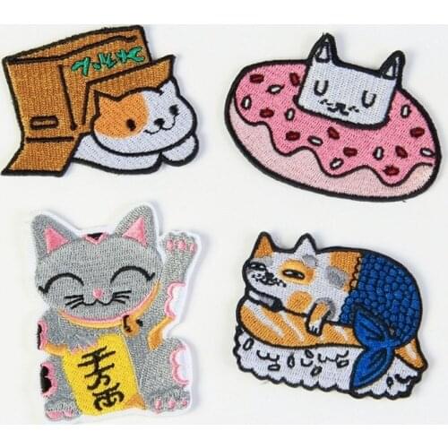 10pcs/lot Embroidery Patches Clothing Decoration Accessories Cartoon Japanese Lucky Cat Diy Iron Heat Transfer Applique