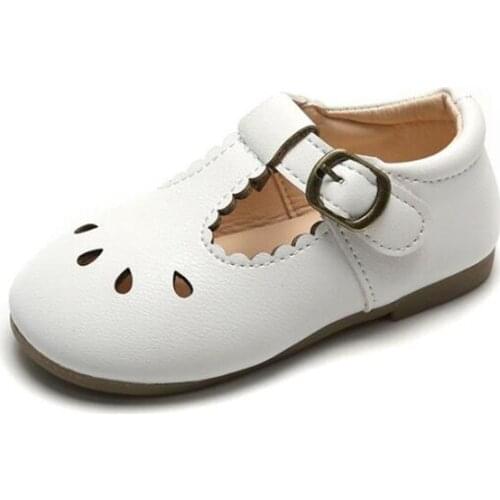 Boys Girls Small Leather Shoes Retro British Style Hollow Children Soft Peas Casual Shoes New 2021