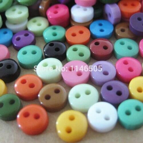 500Pcs Random Mixed 2 Holes Resin Sewing Buttons Scrapbooking 6mm zk0004